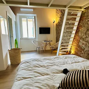 Civiconovantatre - New Bed & Breakfast